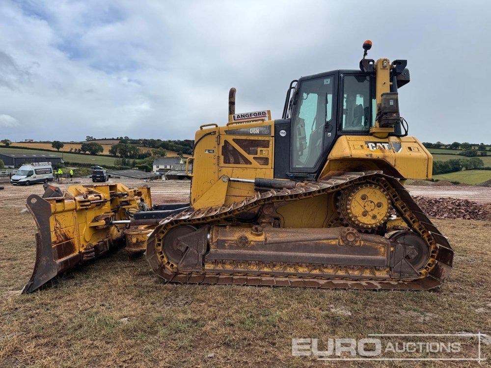 2012 CAT D6N LGP - Bulldozer: foto 2 2012 CAT D6N LGP - Bulldozer: foto 2