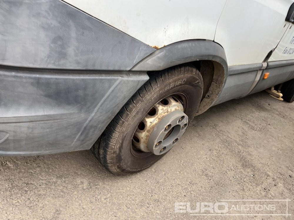 Camión con plataforma elevadora 2013 Iveco 70C17: foto 6 Camión con plataforma elevadora 2013 Iveco 70C17: foto 6