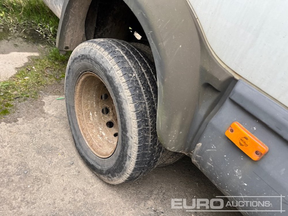 Camión con plataforma elevadora 2013 Iveco 70C17: foto 9 Camión con plataforma elevadora 2013 Iveco 70C17: foto 9