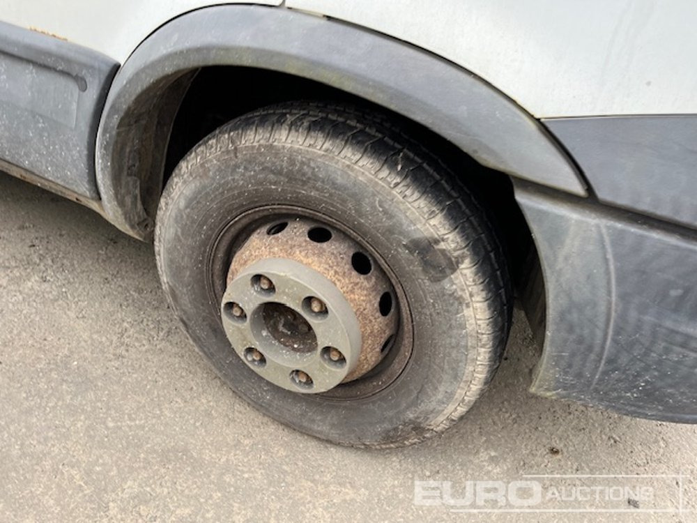 Camión con plataforma elevadora 2013 Iveco 70C17: foto 8 Camión con plataforma elevadora 2013 Iveco 70C17: foto 8