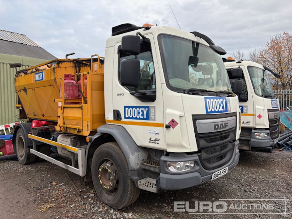 2014 DAF LF220 - Distribuidor de asfalto: foto 5 2014 DAF LF220 - Distribuidor de asfalto: foto 5