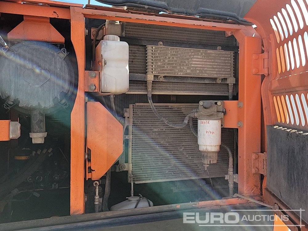 Excavadora de cadenas 2014 Doosan DX140LC-3: foto 41