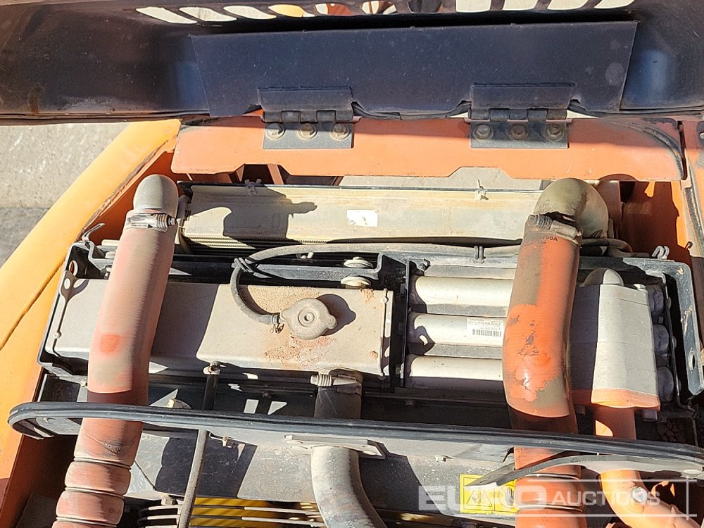 Excavadora de cadenas 2014 Doosan DX140LC-3: foto 39