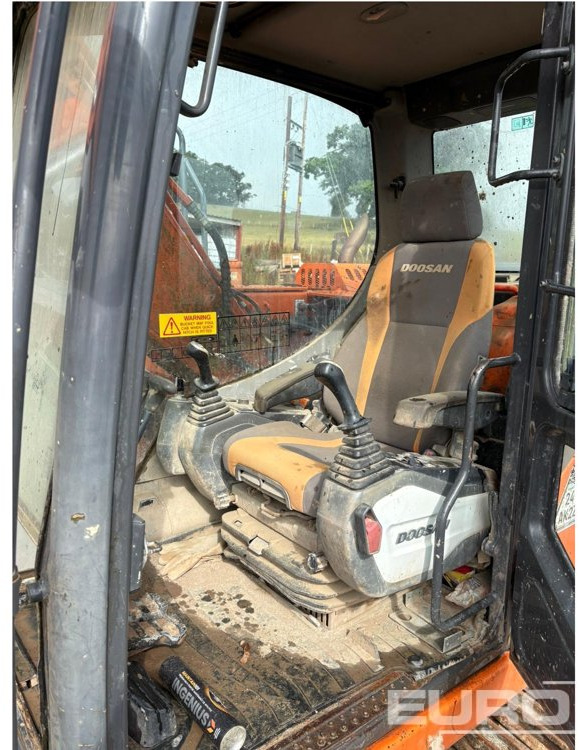 2014 Doosan DX140LC - Excavadora de cadenas: foto 5 2014 Doosan DX140LC - Excavadora de cadenas: foto 5
