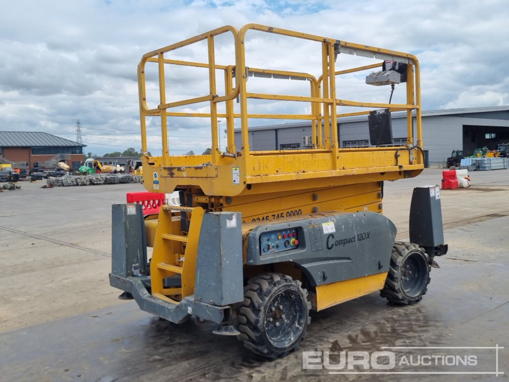 2014 Haulotte Compact 12DX - Plataforma elevadora: foto 5 2014 Haulotte Compact 12DX - Plataforma elevadora: foto 5