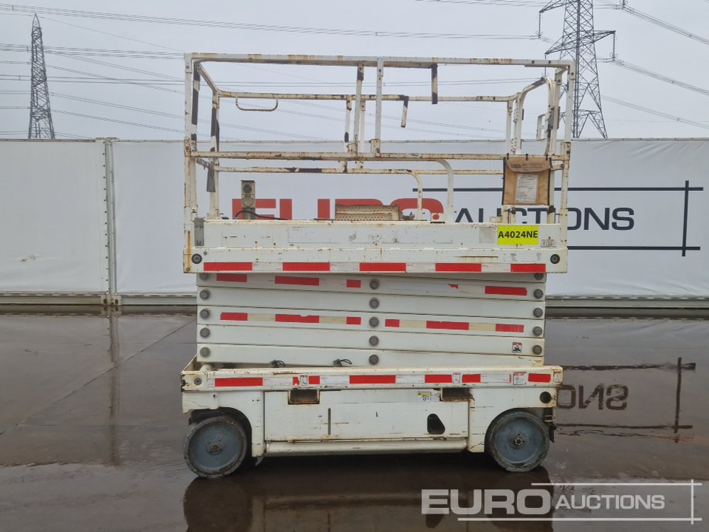 2014 Haulotte Compact 14 - Plataforma elevadora: foto 2 2014 Haulotte Compact 14 - Plataforma elevadora: foto 2