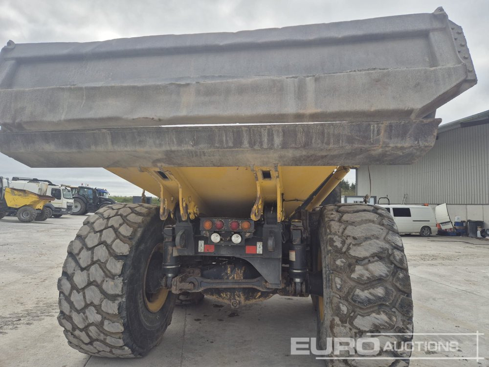 2014 Komatsu HM400-3 - Dúmper articulado: foto 3 2014 Komatsu HM400-3 - Dúmper articulado: foto 3