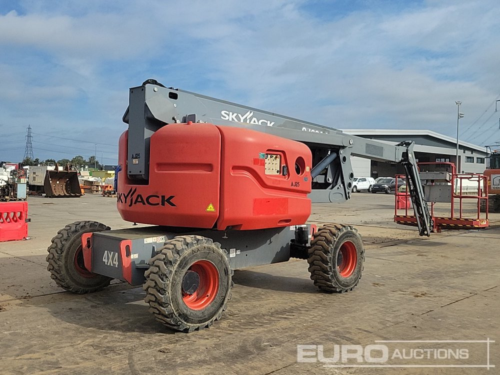 2014 SkyJack SJ63AJ - Plataforma elevadora: foto 5 2014 SkyJack SJ63AJ - Plataforma elevadora: foto 5
