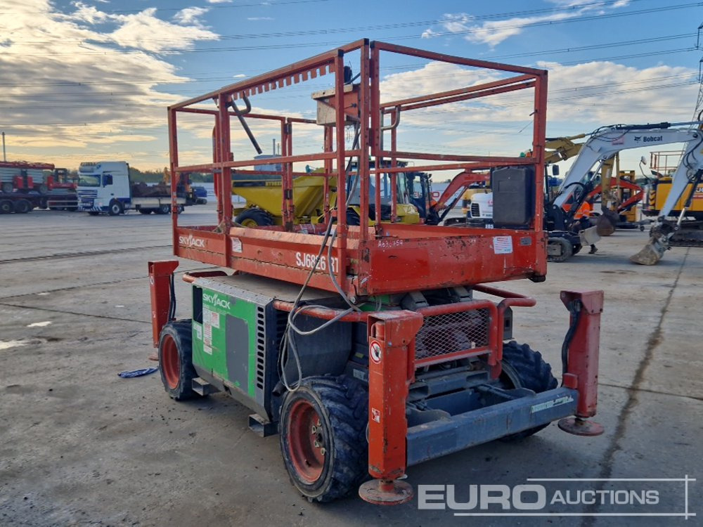 2014 SkyJack SJ6826RT - Plataforma elevadora: foto 1 2014 SkyJack SJ6826RT - Plataforma elevadora: foto 1