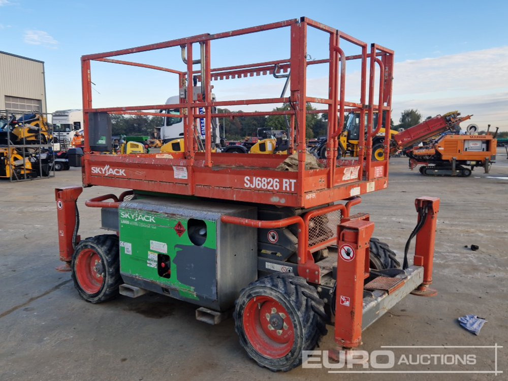 2014 SkyJack SJ6826RT - Plataforma elevadora: foto 5 2014 SkyJack SJ6826RT - Plataforma elevadora: foto 5