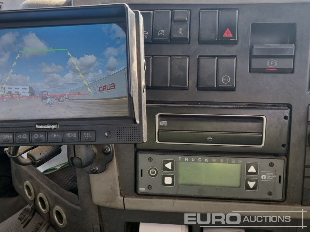 Camión multibasculante 2014 Volvo FM370: foto 44