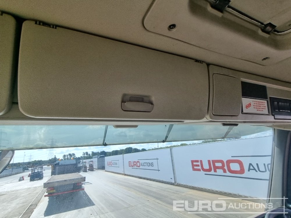 Camión multibasculante 2014 Volvo FM370: foto 37