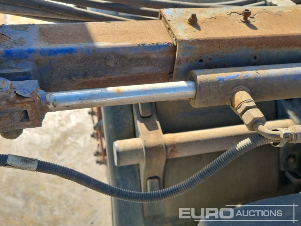 Camión multibasculante 2014 Volvo FM370: foto 27