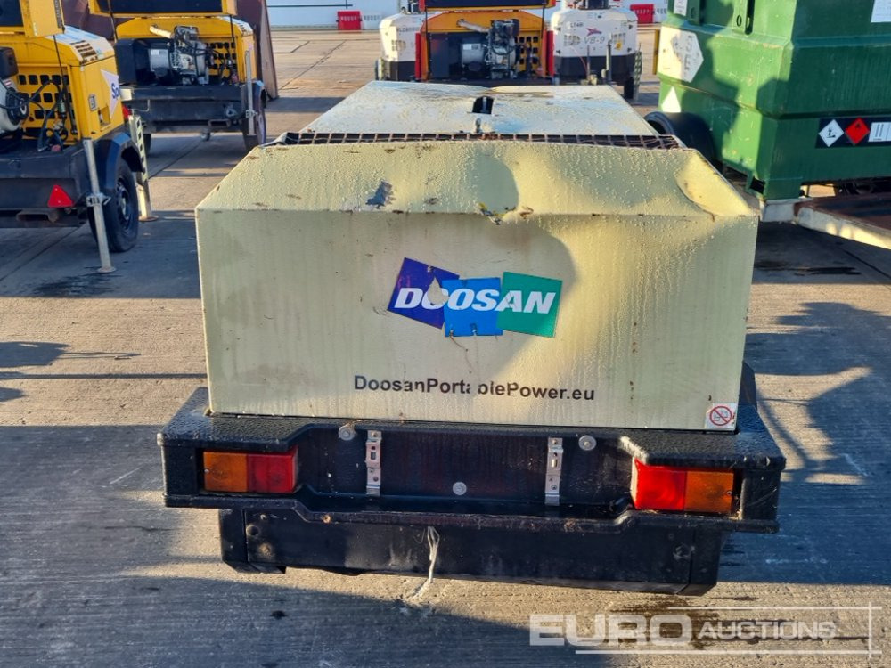 2015 Doosan 741 - Compresor de aire: foto 4 2015 Doosan 741 - Compresor de aire: foto 4