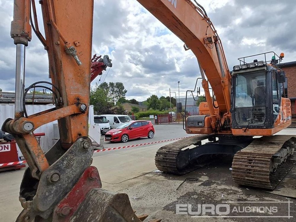 2015 Doosan DX225LC-3 - Excavadora de cadenas: foto 1 2015 Doosan DX225LC-3 - Excavadora de cadenas: foto 1