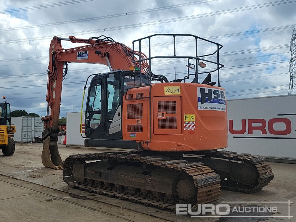 2015 Hitachi ZX225USLC-5B - Excavadora de cadenas: foto 3 2015 Hitachi ZX225USLC-5B - Excavadora de cadenas: foto 3