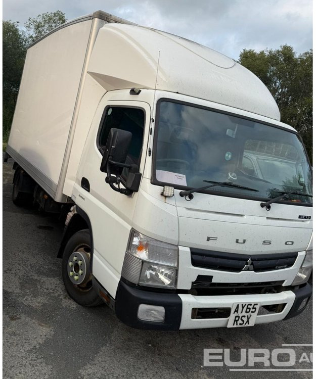 2015 Mitsubishi Fuso 3C13 - Camión caja cerrada: foto 1 2015 Mitsubishi Fuso 3C13 - Camión caja cerrada: foto 1