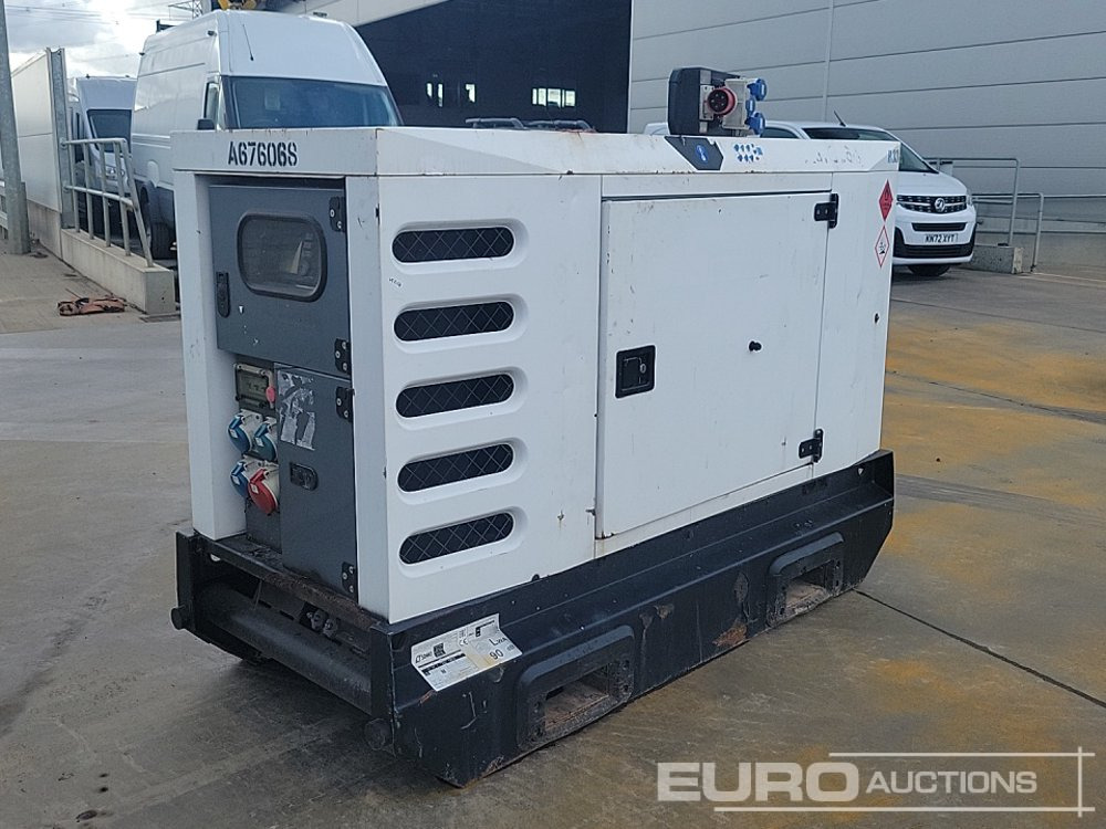 2015 SDMO R33C3 - Generador industriale: foto 5 2015 SDMO R33C3 - Generador industriale: foto 5