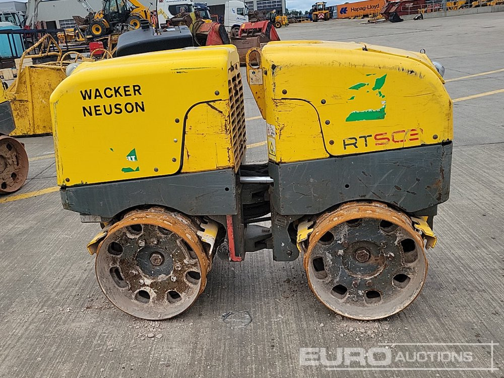 2015 Wacker Neuson Radio Controlled Double Drum Vibrating Padfoot Trench Roller - Construcción de carreteras: foto 2 2015 Wacker Neuson Radio Controlled Double Drum Vibrating Padfoot Trench Roller - Construcción de carreteras: foto 2