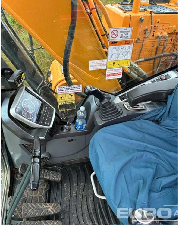 Excavadora de cadenas 2016 Hyundai HX140L: foto 16