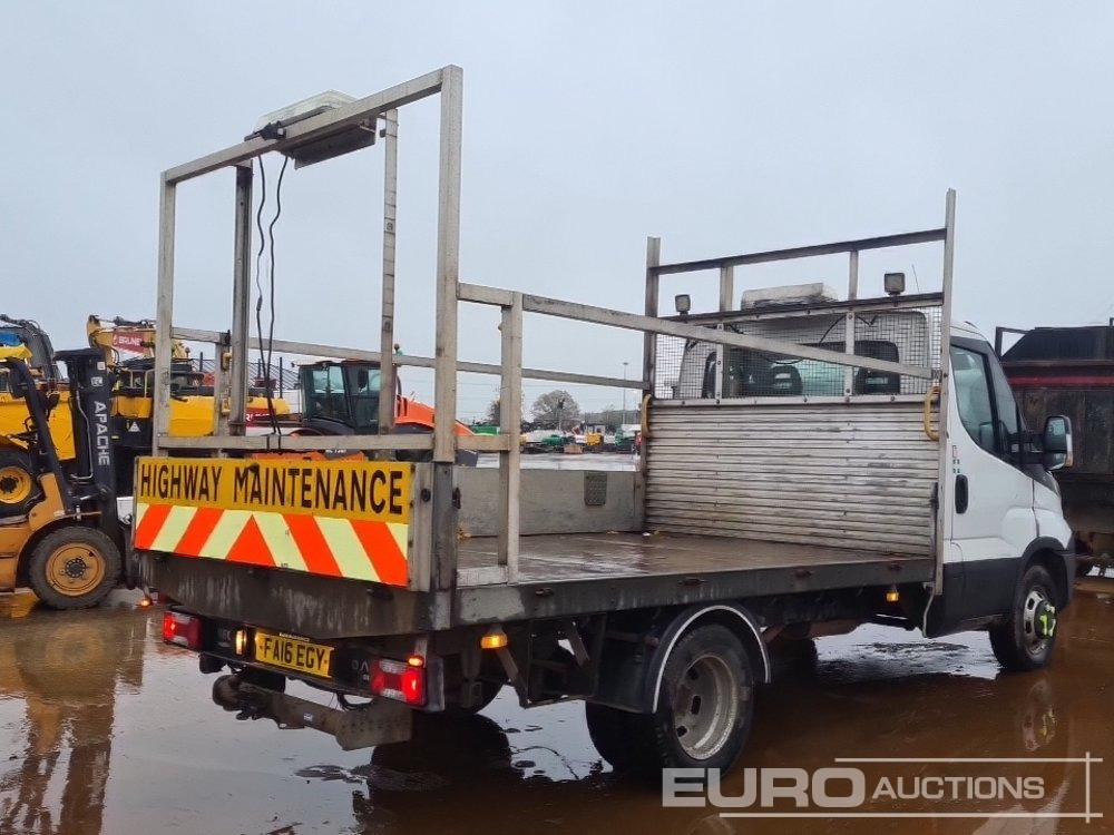 2016 Iveco Daily 35C13 - Furgoneta caja abierta: foto 5 2016 Iveco Daily 35C13 - Furgoneta caja abierta: foto 5