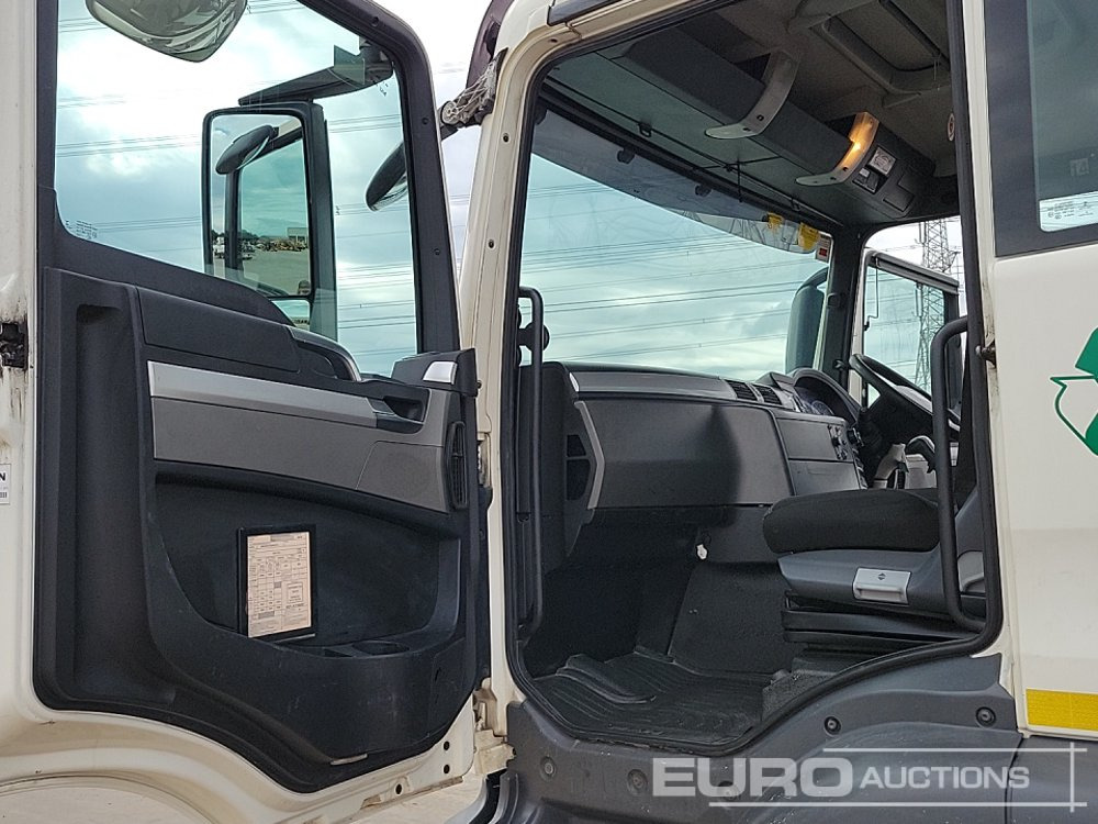 Camión multibasculante 2016 MAN TGS32.360: foto 39