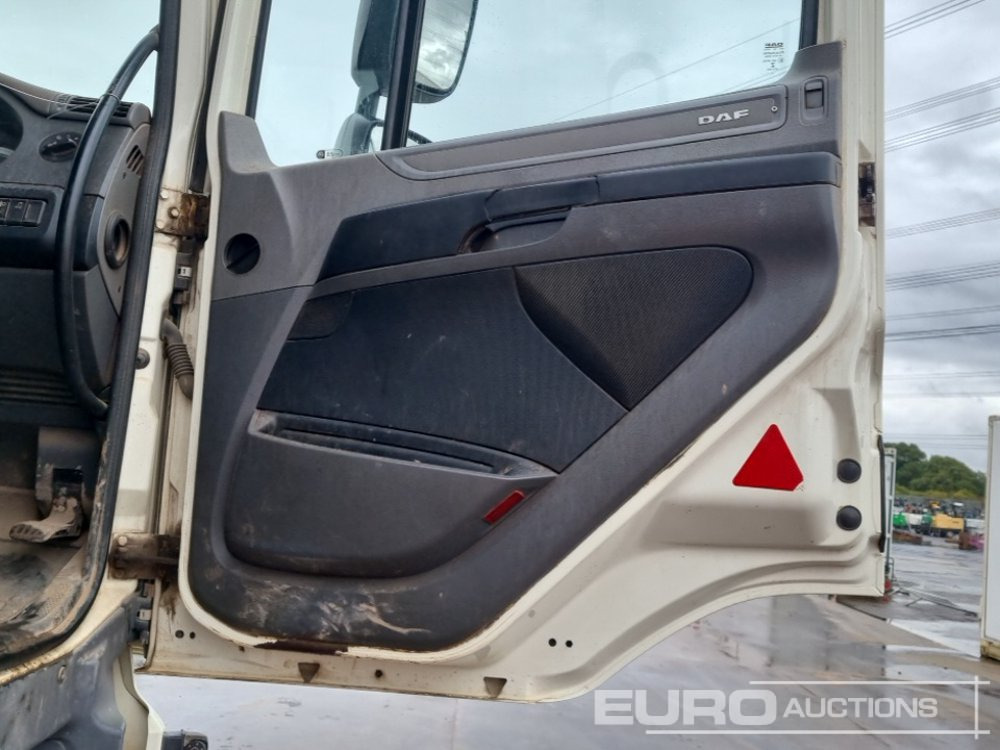 Camión volquete, Camión grúa 2017 DAF CF440: foto 47