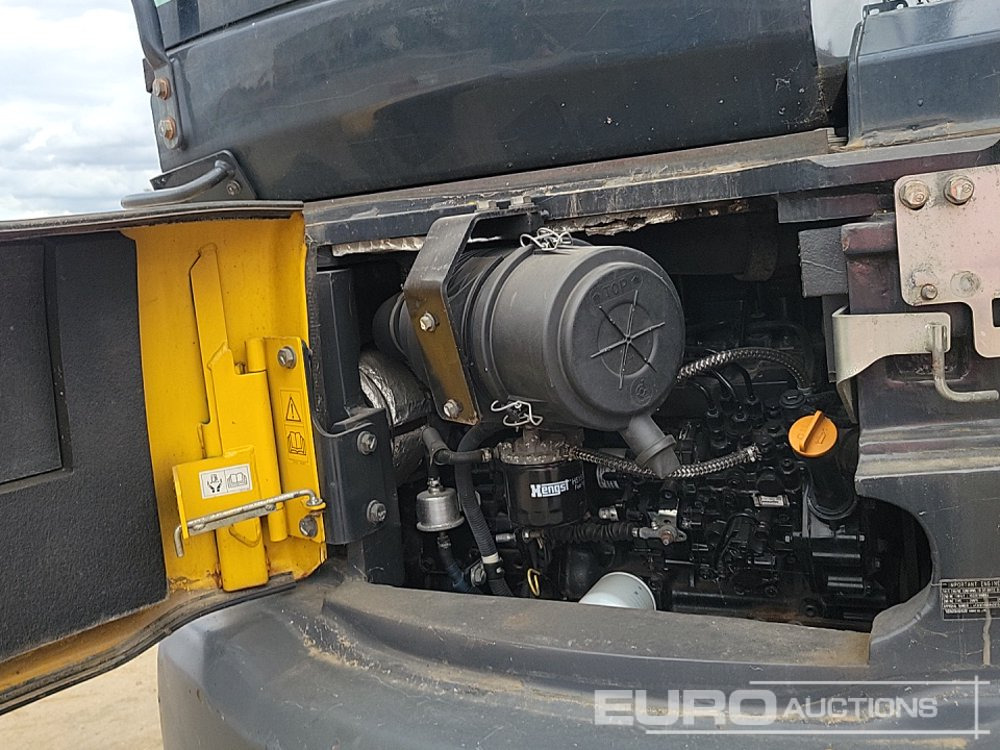 Miniexcavadora 2017 Komatsu PC55MR-3: foto 42