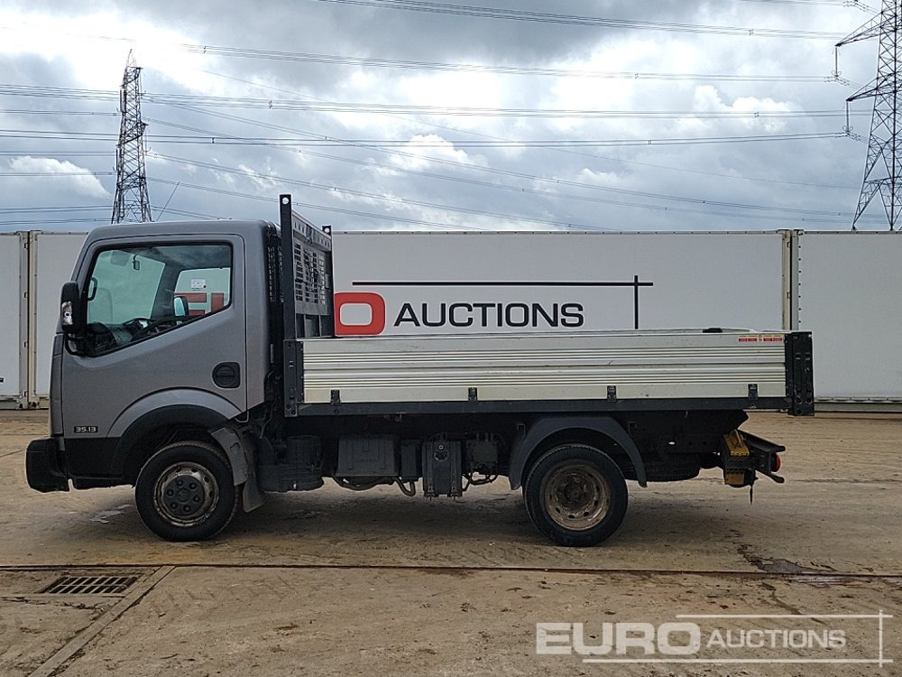 2017 Nissan Cabstar NT400 - Furgoneta caja abierta: foto 2 2017 Nissan Cabstar NT400 - Furgoneta caja abierta: foto 2