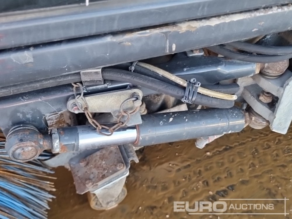 Barredora vial 2017 Schmidt Compact 200: foto 18