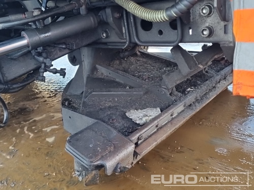 Barredora vial 2017 Schmidt Compact 200: foto 16