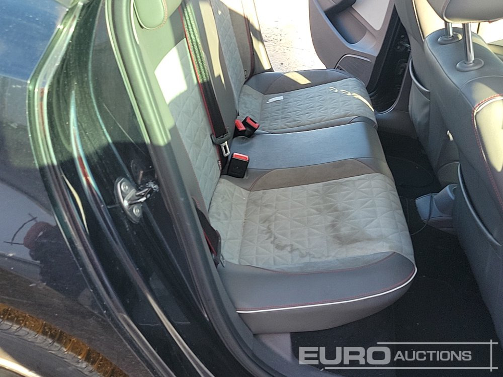 Coche 2017 Volkswagen Polo: foto 24 Coche 2017 Volkswagen Polo: foto 24