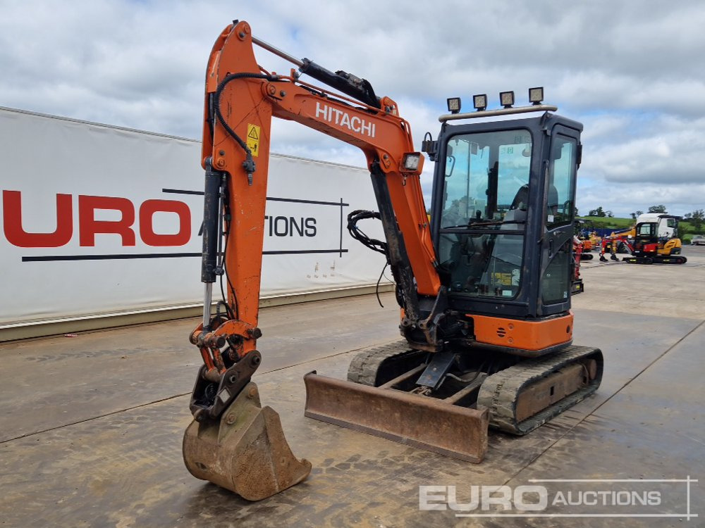 2018 Hitachi ZX33U-5A CLR - Miniexcavadora: foto 1 2018 Hitachi ZX33U-5A CLR - Miniexcavadora: foto 1