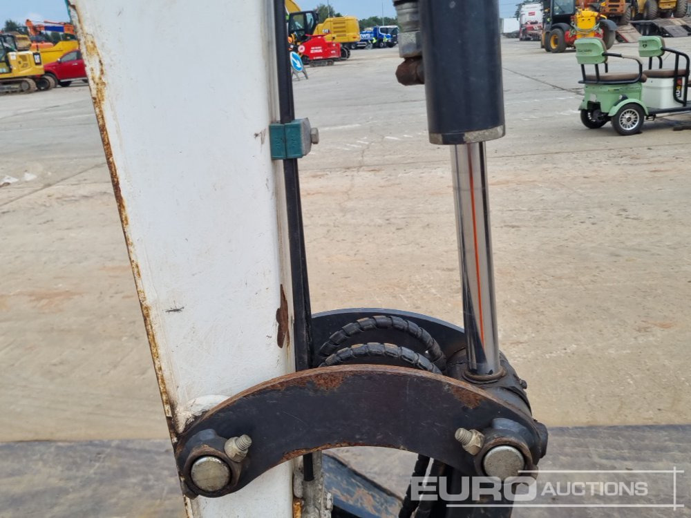 Miniexcavadora 2019 Bobcat E27Z: foto 23