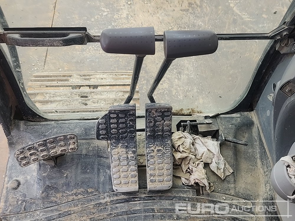 Excavadora de cadenas 2019 Hitachi ZX130LCN-6: foto 34