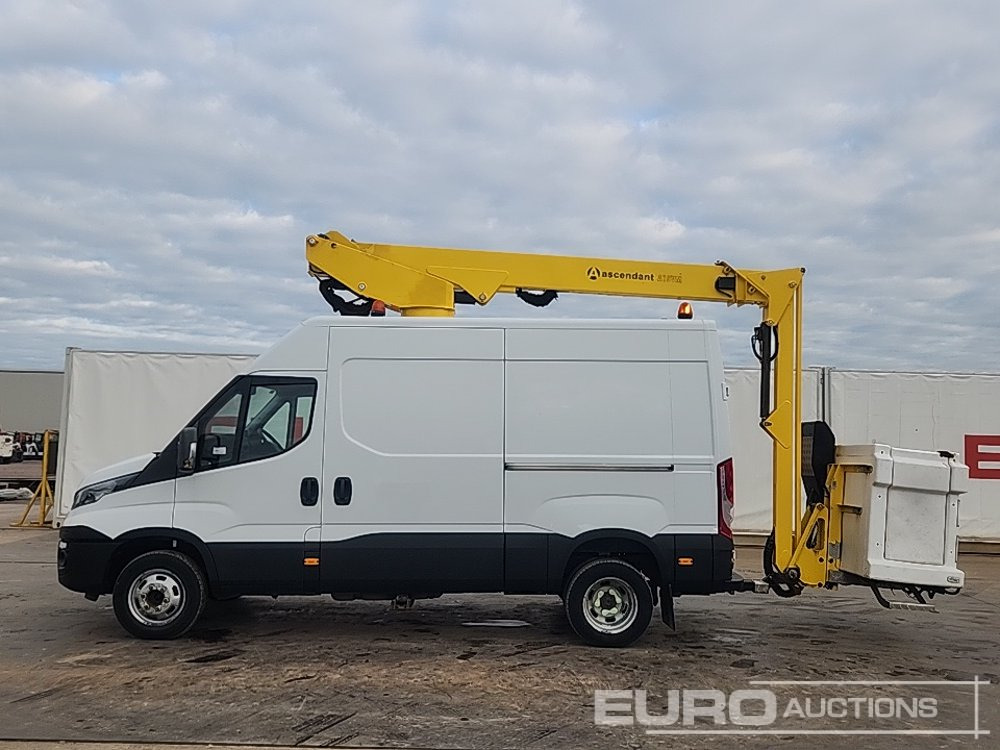 2019 Iveco Daily 50C15 - Camión con plataforma elevadora: foto 2 2019 Iveco Daily 50C15 - Camión con plataforma elevadora: foto 2