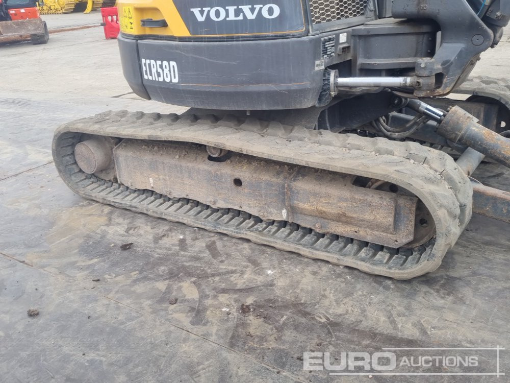 Miniexcavadora 2019 Volvo ECR58D: foto 16