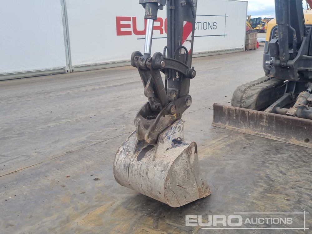 Miniexcavadora 2019 Volvo ECR58D: foto 22