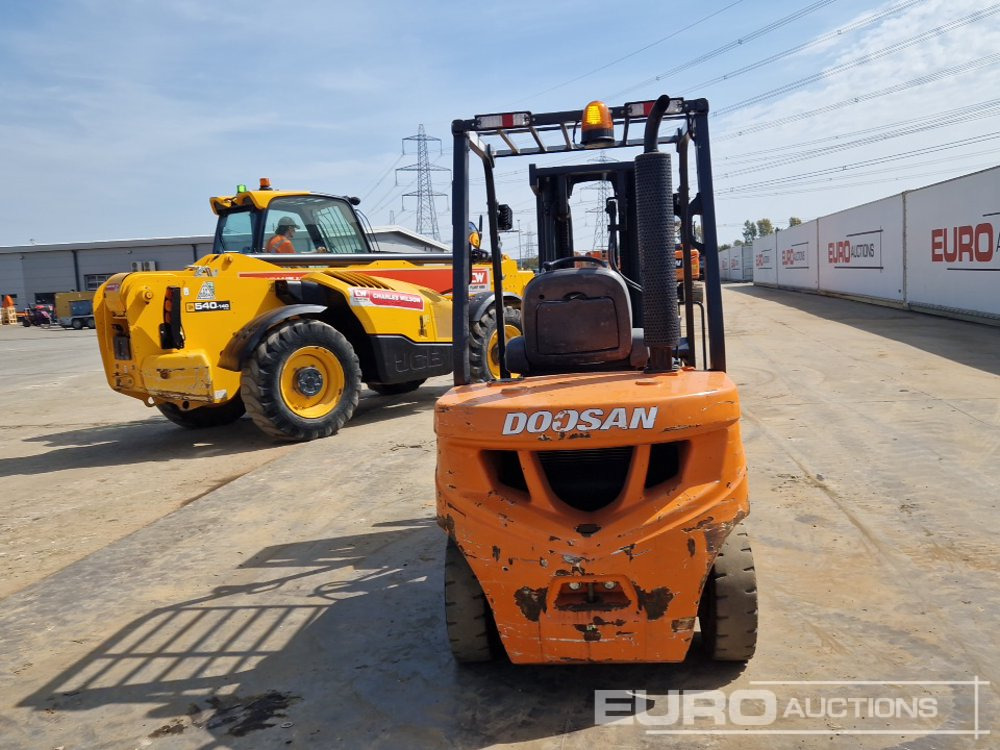 2020 Doosan D30GP - Carretilla elevadora: foto 4 2020 Doosan D30GP - Carretilla elevadora: foto 4