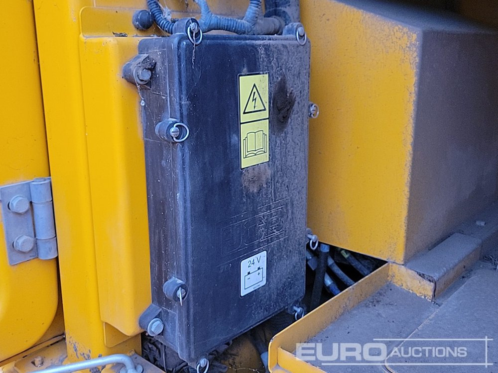 Excavadora de cadenas 2020 JCB 220X L 4F: foto 44