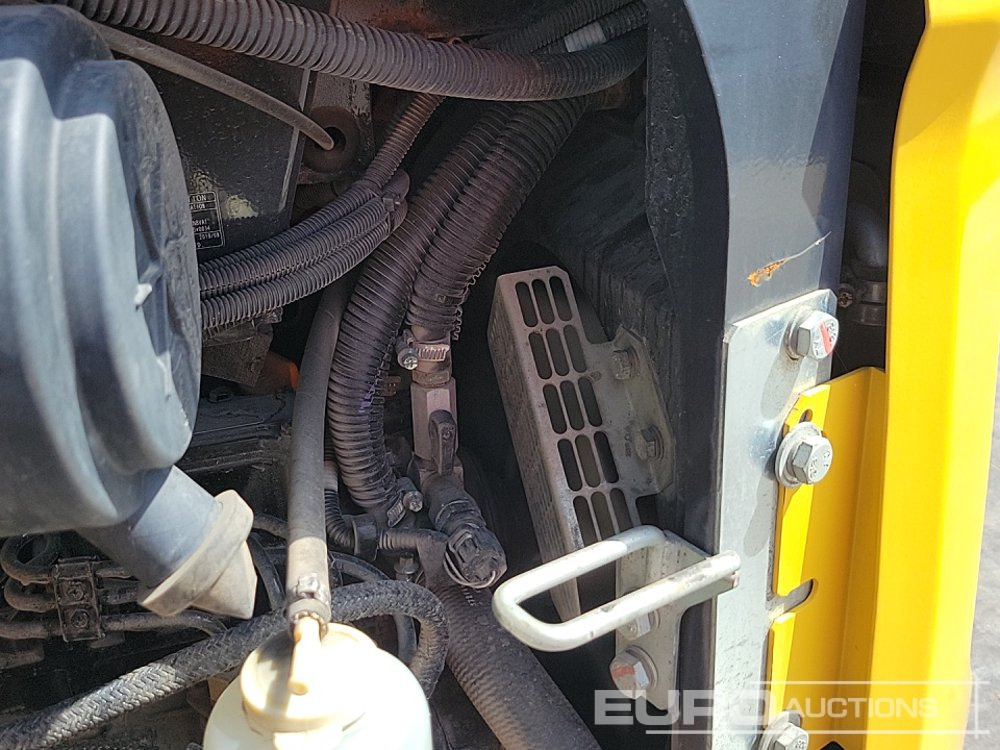 Miniexcavadora 2020 Yanmar ViO26-6: foto 35