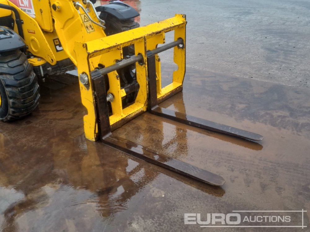 Manipulador telescópico 2021 JCB 525-60 Hi Viz: foto 21