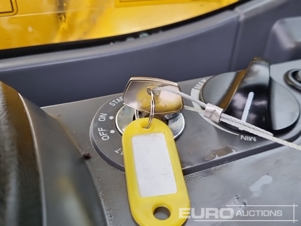 Excavadora de cadenas 2021 Komatsu PC210LC-11E0: foto 40