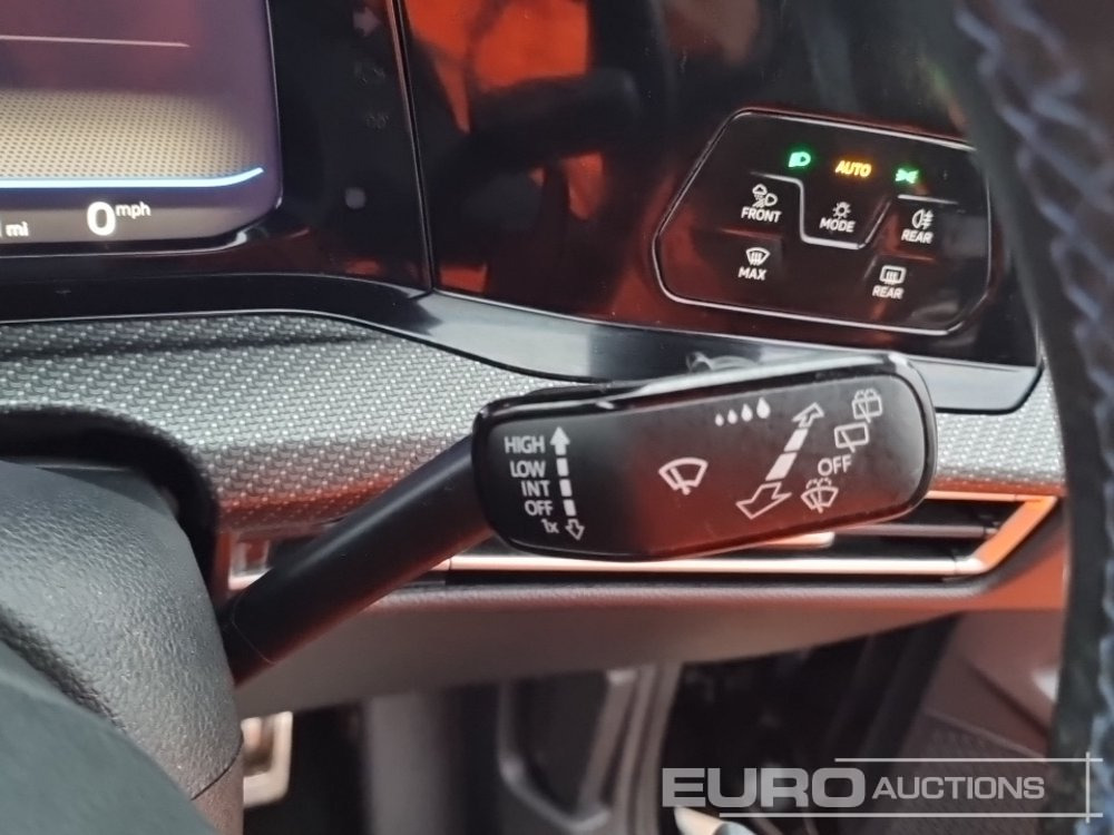 Coche 2021 Volkswagen Golf R: foto 41