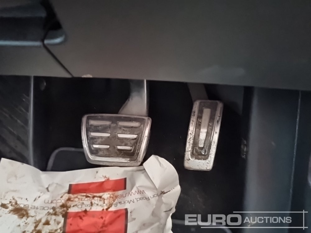 Coche 2021 Volkswagen Golf R: foto 31