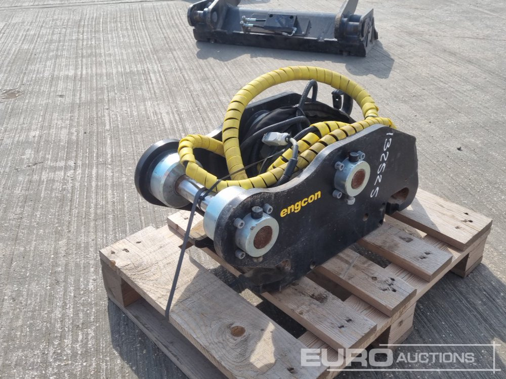 2022 Engcon Hydraulic Double Lock QH 45mm Pin to suit 4-6 Ton Excavator - Acoplamiento rápido: foto 5 2022 Engcon Hydraulic Double Lock QH 45mm Pin to suit 4-6 Ton Excavator - Acoplamiento rápido: foto 5