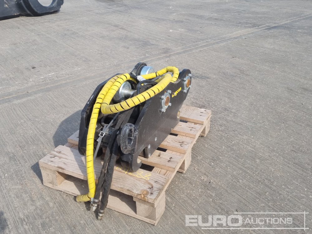 2022 Engcon Hydraulic Double Lock QH 45mm Pin to suit 4-6 Ton Excavator - Acoplamiento rápido: foto 1 2022 Engcon Hydraulic Double Lock QH 45mm Pin to suit 4-6 Ton Excavator - Acoplamiento rápido: foto 1