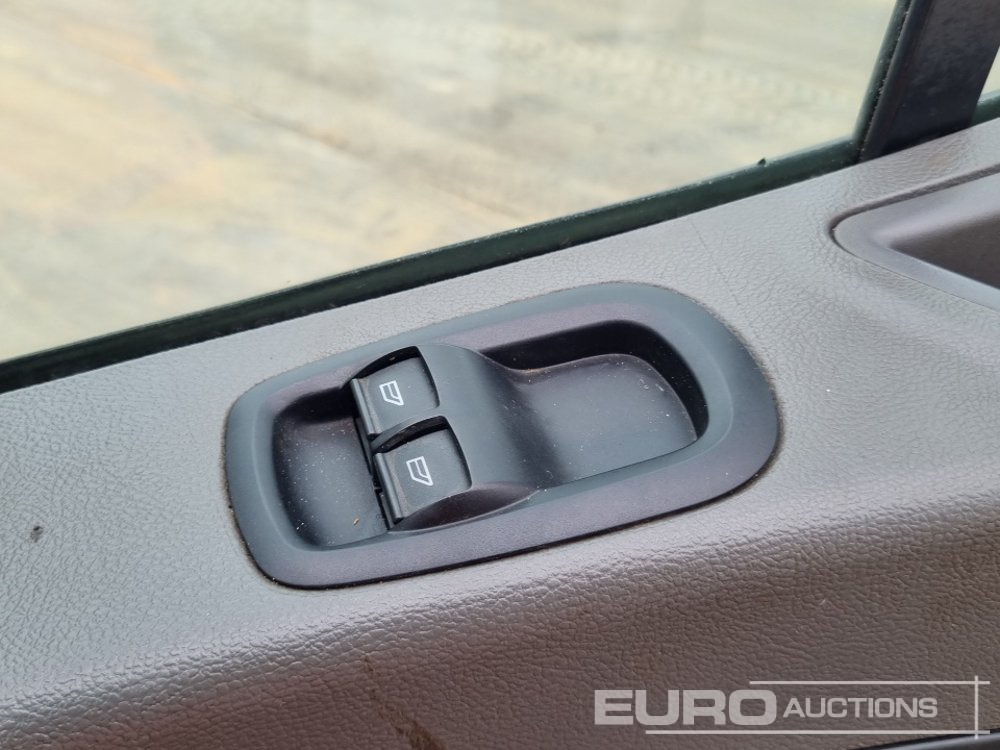 Furgoneta basculante 2022 Ford Transit 350: foto 39