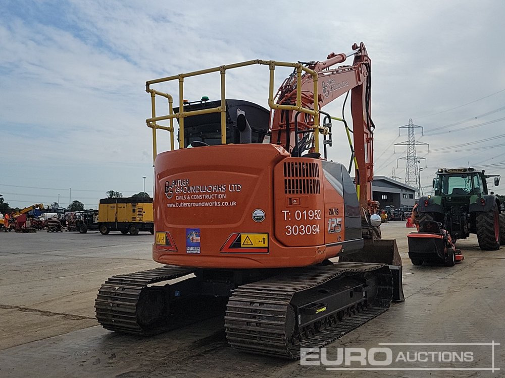 2022 Hitachi ZX135USBL-7 - Excavadora de cadenas: foto 5 2022 Hitachi ZX135USBL-7 - Excavadora de cadenas: foto 5