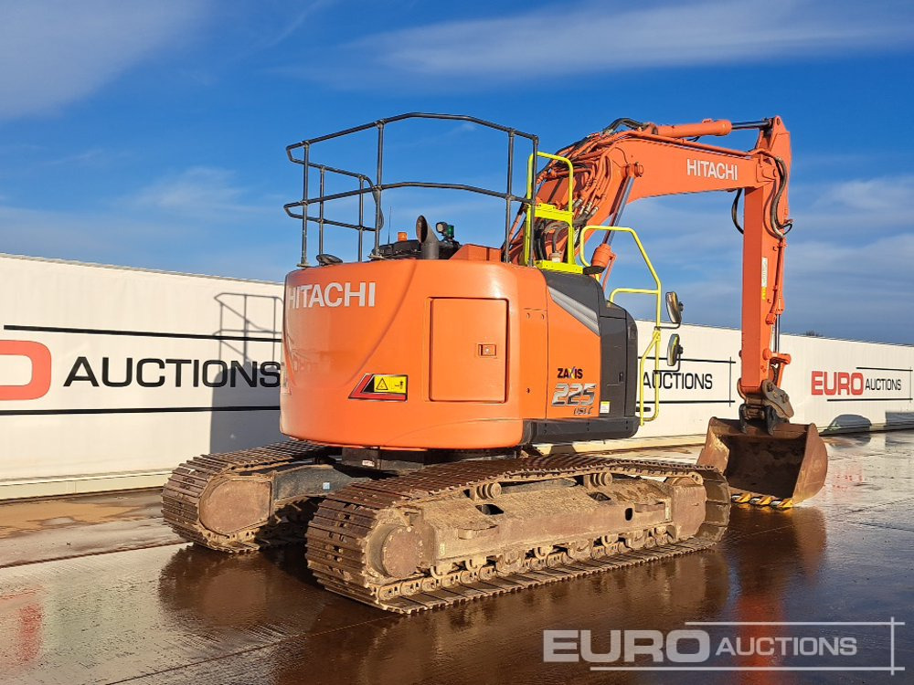 2022 Hitachi ZX225USLC-7 - Excavadora de cadenas: foto 5 2022 Hitachi ZX225USLC-7 - Excavadora de cadenas: foto 5